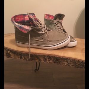 Sperry men’s shoes